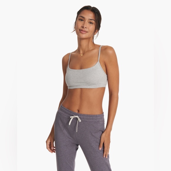 Vuori Other - NWOT Halo Essential Bra Women's DreamKnit Bra Size Large Heather Grey-Never Worn